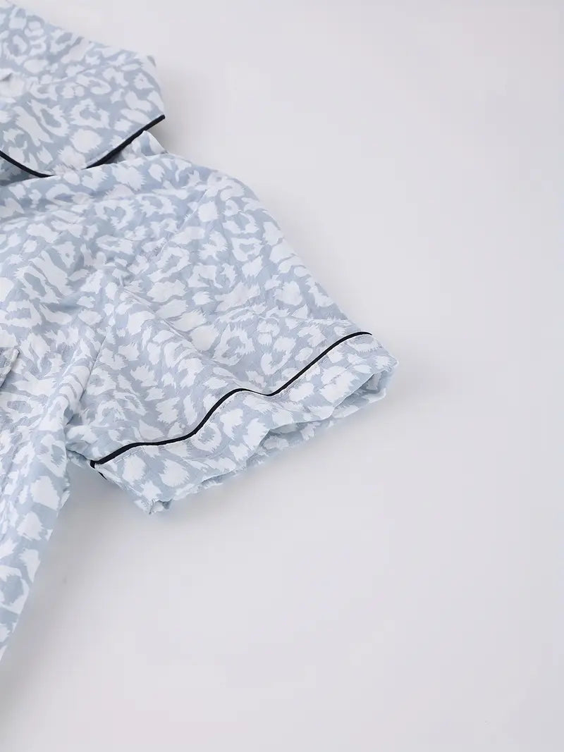 3pcs Women'S Pajama Set with Short Sleeves and Shorts 2